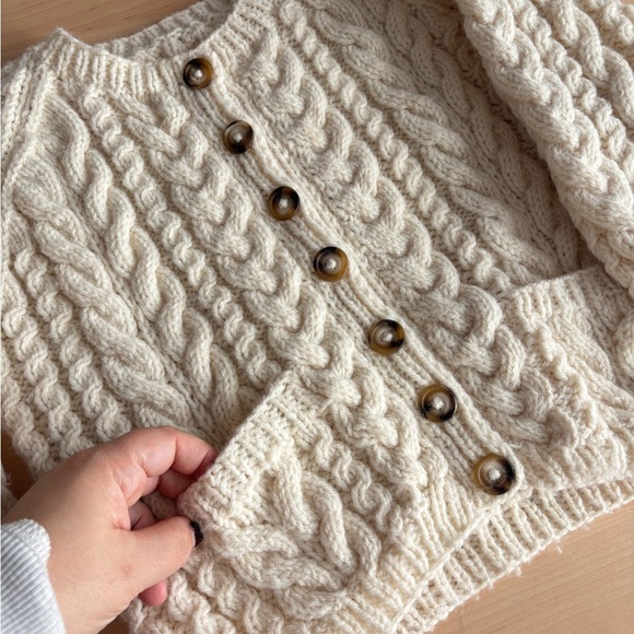 Vintage Kids Cream Cable Knit Vest 7Y - Picture 2 of 5